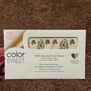 Color Street Nail Strips - Berry Merry